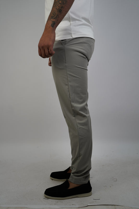 TECH HOSE GRAU