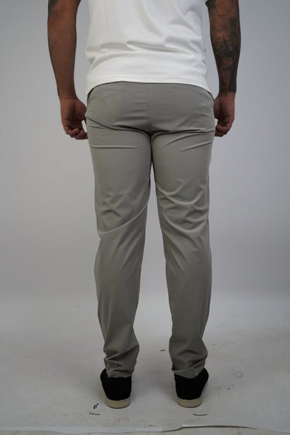 TECH HOSE GRAU