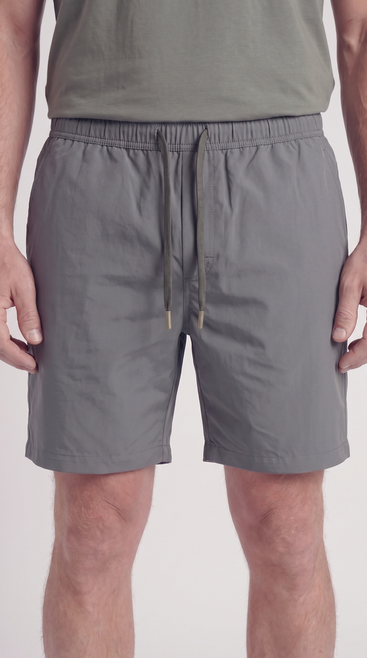 INTERLOCK SUPIMA SHORTS | DUNKLES GRAUGRÜN